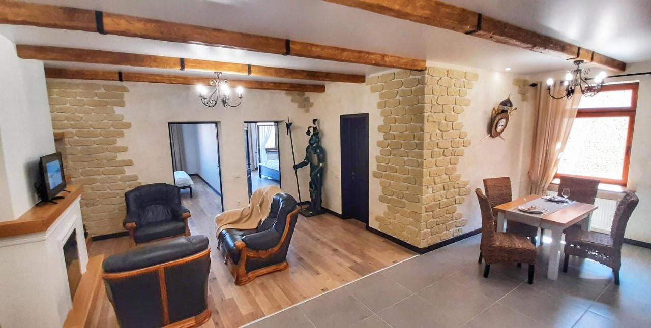 Гетьманські Палати , Старе Місто, 2 Спальні, Балкон-Тераса , 85 М Кв Kam'janec'-Podil's'kyj Esterno foto